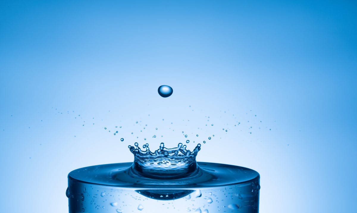 Mas o que, afinal, significa o cheiro na água