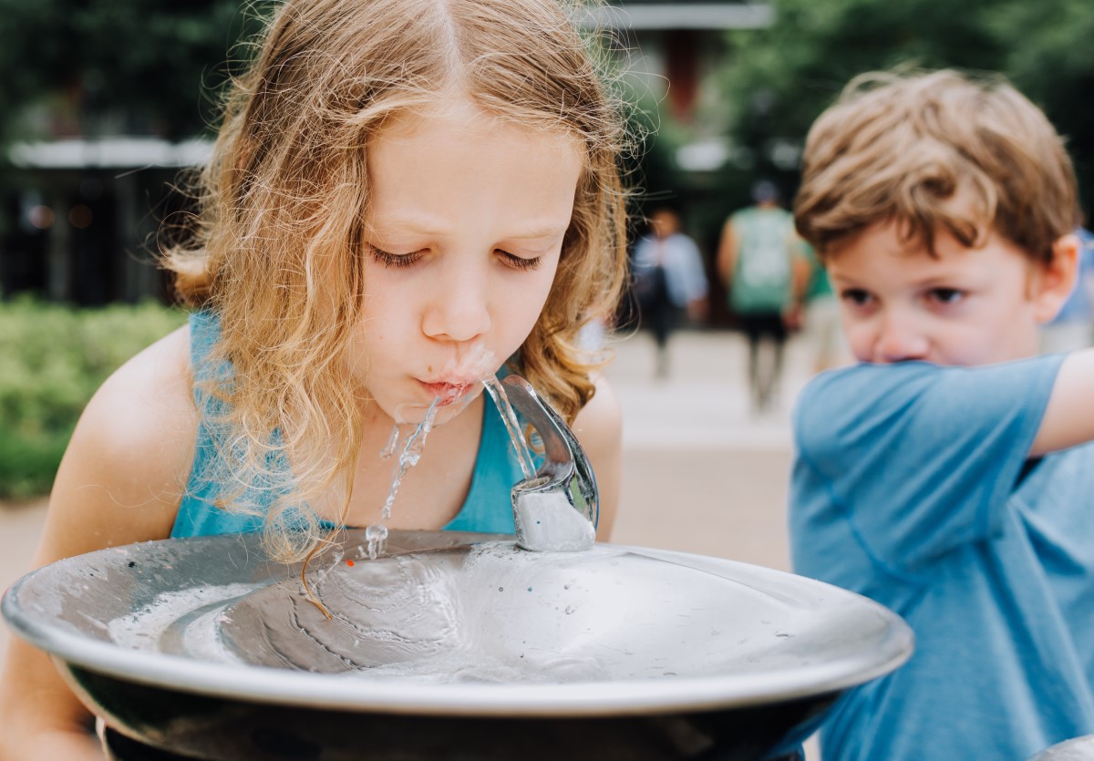 dicas para aumentar o consumo de água das crianças